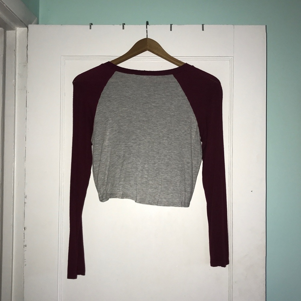 cropped long sleeve shirt